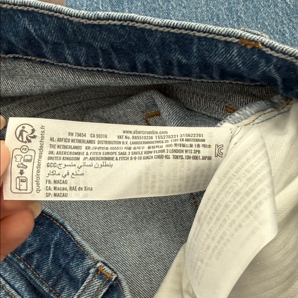 Abercrombie & Fitch - the 90s straight - Ultra High Rise Jeans- 14L - Picture 4 of 6
